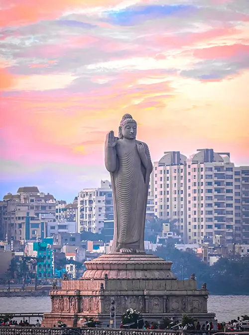 Hyderabad city landmarks showcasing rich heritage tourism and vibrant urban travel attractions
