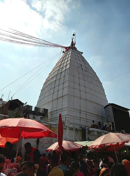 Baidyanath Dham temple in Jharkhand known for sacred pilgrimage spiritual travel experience