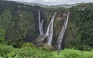 Karnataka nature tour featuring Jog Falls and Malnad scenic travel escape