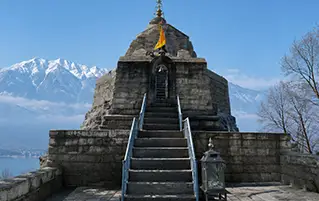 Kashmir offbeat tour covering Keran Teetwal LOC and Gulmarg scenic mountain adventure journey