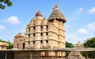 Maharashtra temple circuit tour packages covering Kolhapur Pandharpur and Shirdi spiritual trip