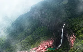 Beautiful Meghalaya holiday packages exploring Shillong Cherrapunjee and Dawki travel experiences