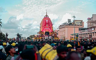 Odisha spiritual tour featuring Jagannath Rath Yatra in Puri and Bhubaneswar travel experience