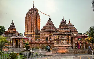 Odisha temple tour packages include Puri Bhubaneswar and Konark heritage travel circuit