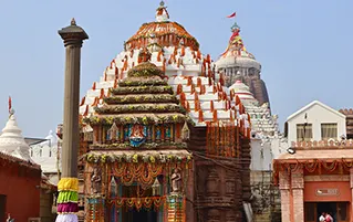 Puri Jagannath temple darshan tour in Odisha offers spiritual travel and sacred trip