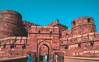 Mughal heritage tour in Uttar Pradesh covers Agra and Fatehpur Sikri travel landmarks