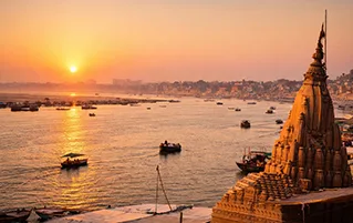 Varanasi pilgrimage tour in Uttar Pradesh includes Kashi Vishwanath Mangala Aarti travel