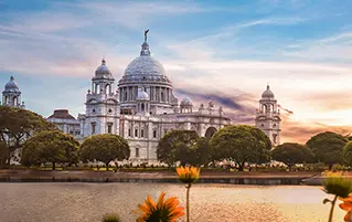 Kolkata cultural heritage tour packages in West Bengal showcasing historic travel experiences